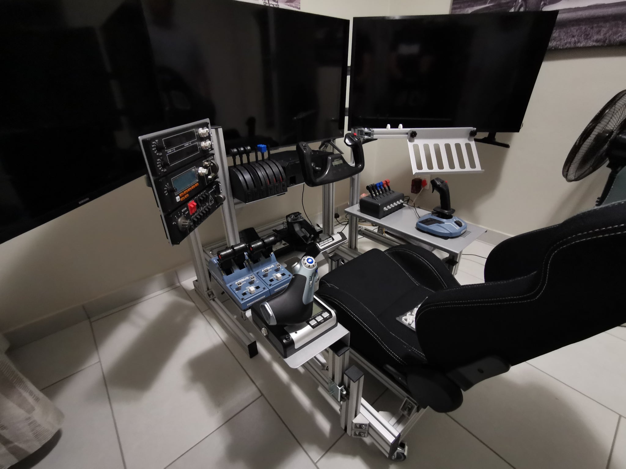 Flight Simulator Rigs – EG Evolved Simulator Rigs
